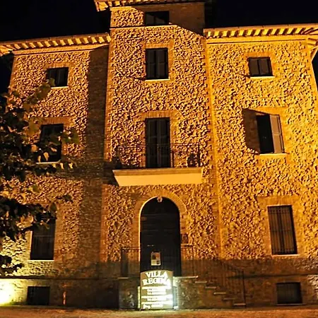 Aparthotel Regina 4*