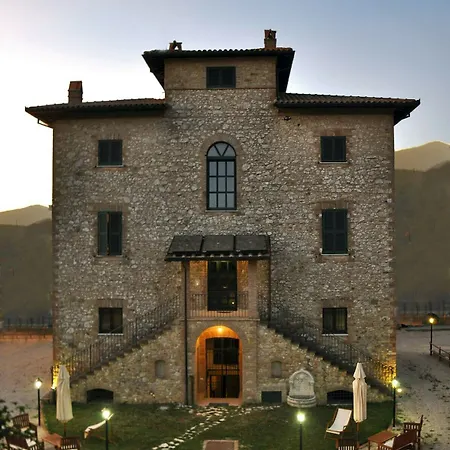 Regina 4*